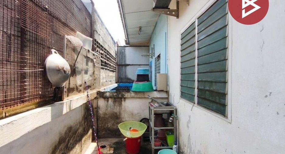 À vendre 2 chambres maison de ville à Mueang Saraburi, Saraburi