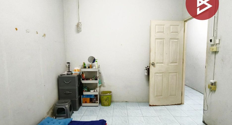 À vendre 2 chambres maison de ville à Mueang Saraburi, Saraburi