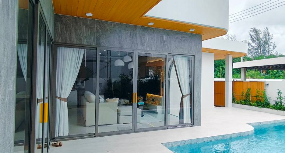 For rent and for sale 4 bedrooms villa in Mueang Phuket, Phuket
