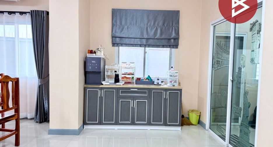 Аренда и продажа 4 спальни дом в Mueang Chon Buri, Чонбури