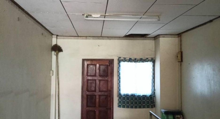For rent and for sale 4 bedrooms retail Space in Chaloem Phra Kiat, Nakhon Si Thammarat
