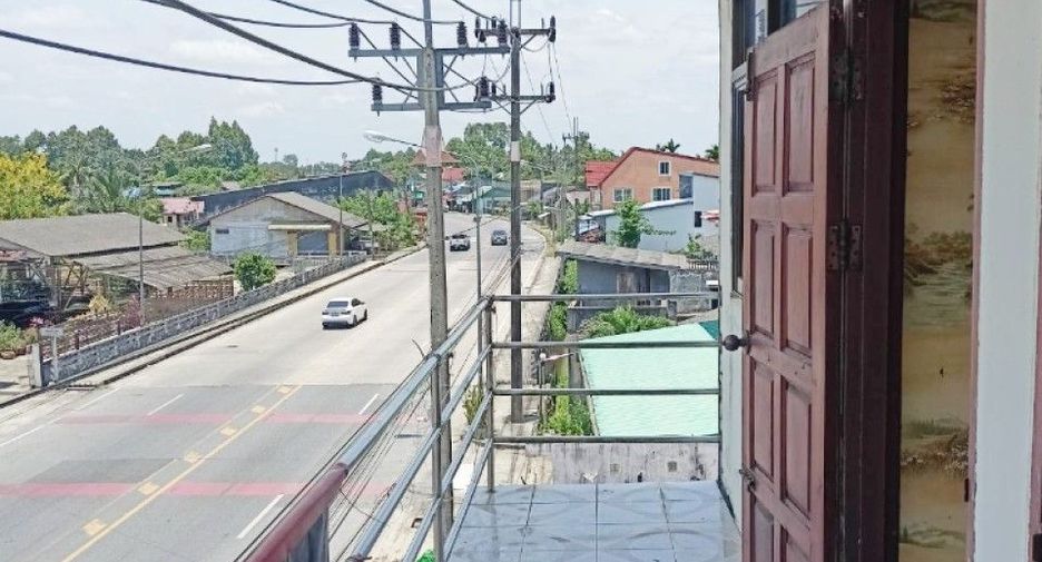 For rent and for sale 4 bedrooms retail Space in Chaloem Phra Kiat, Nakhon Si Thammarat