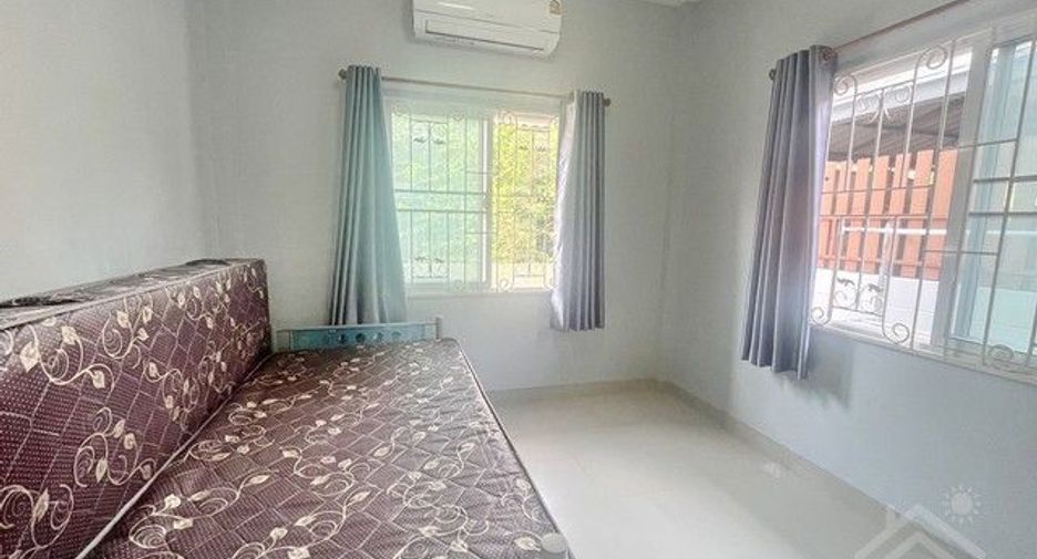For rent 3 bedrooms house in Si Racha, Chonburi