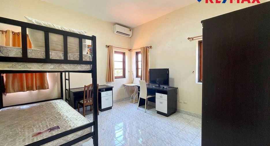 For sale 4 bedrooms house in Bang Lamung, Chonburi