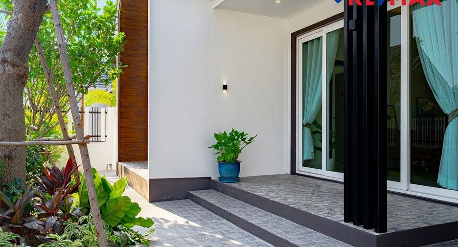 For sale 3 bedrooms house in Bang Lamung, Chonburi