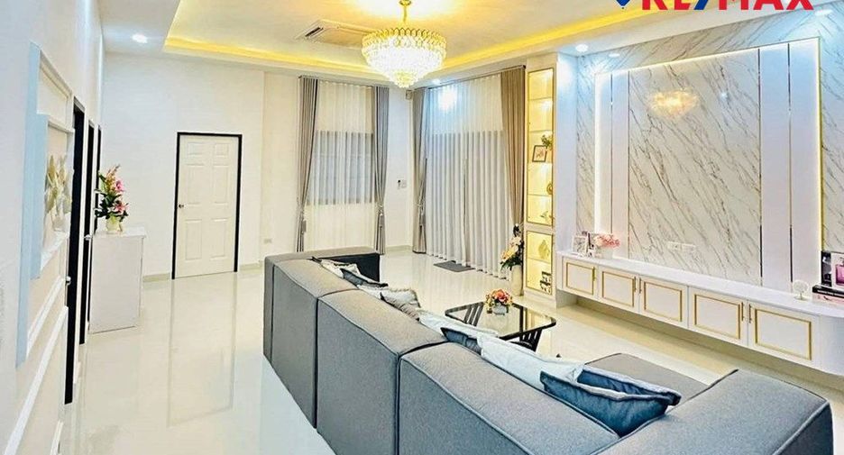 Продажа 4 спальни дом в Банг Ламунг, Чонбури