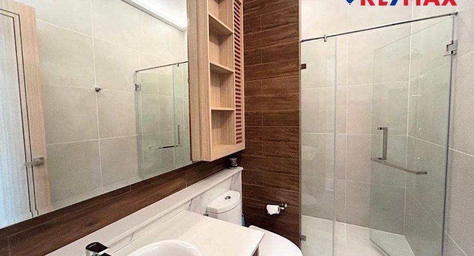 Продажа 4 спальни дом в Банг Ламунг, Чонбури
