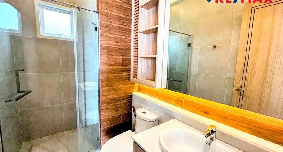 Продажа 4 спальни дом в Банг Ламунг, Чонбури