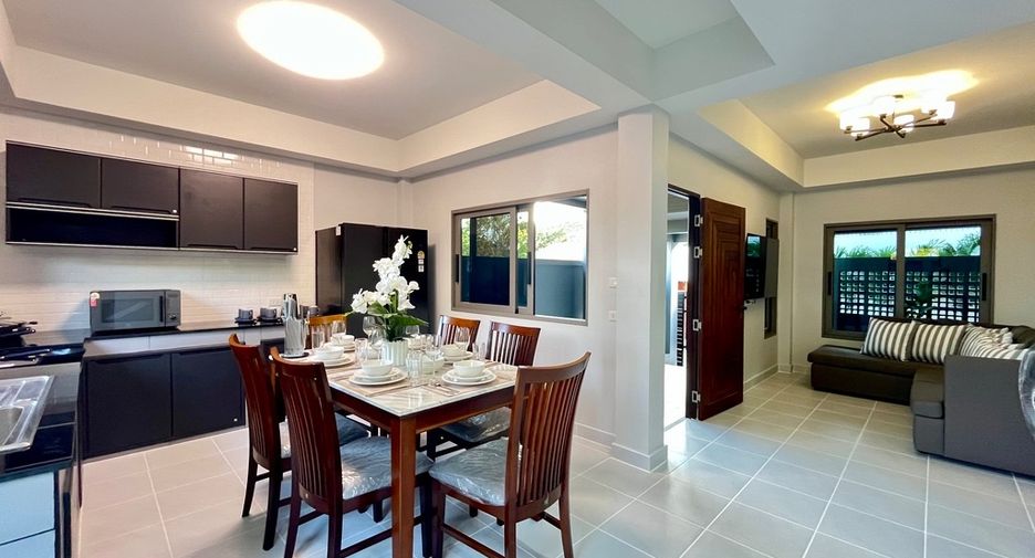 For sale 3 bedrooms villa in Mueang Krabi, Krabi