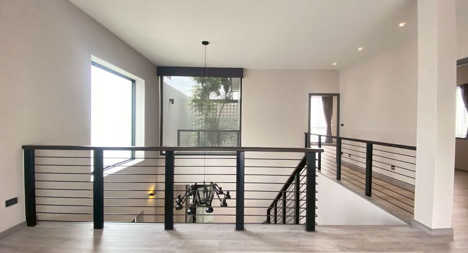 For rent 4 bedrooms villa in Hang Dong, Chiang Mai