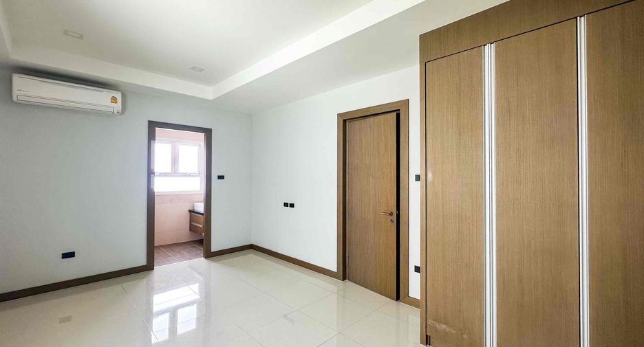 À vendre 4 chambres maison à Bang Lamung, Chonburi