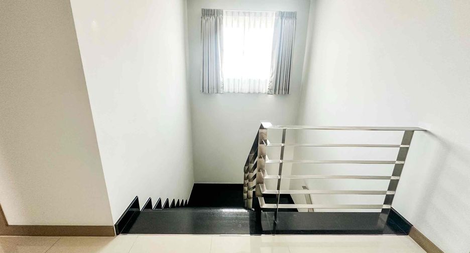 À vendre 4 chambres maison à Bang Lamung, Chonburi