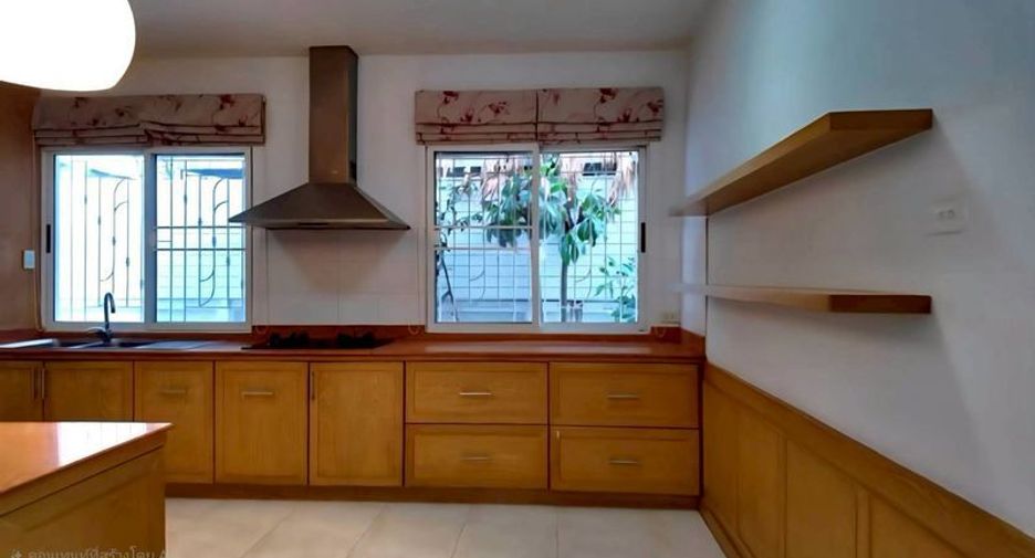 For rent and for sale 3 bedrooms house in Hang Dong, Chiang Mai