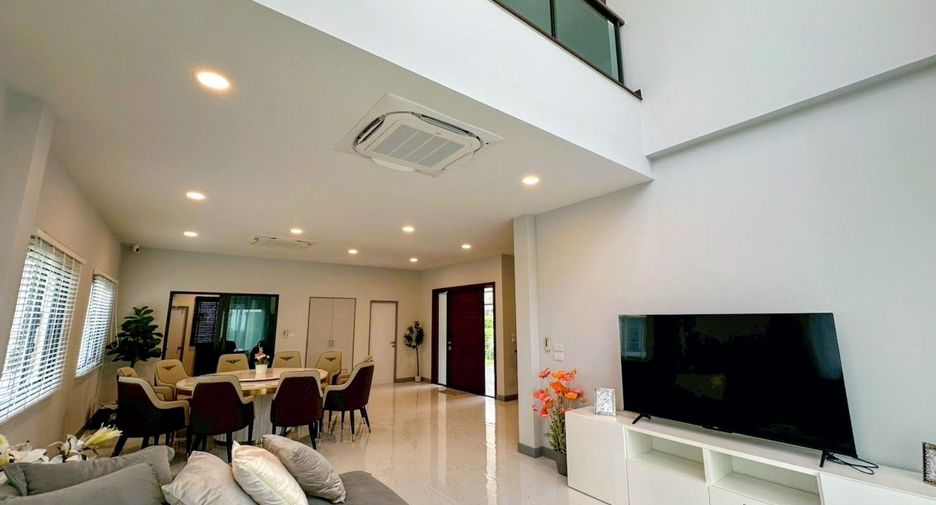 For rent 4 bedrooms house in Bang Phli, Samut Prakan