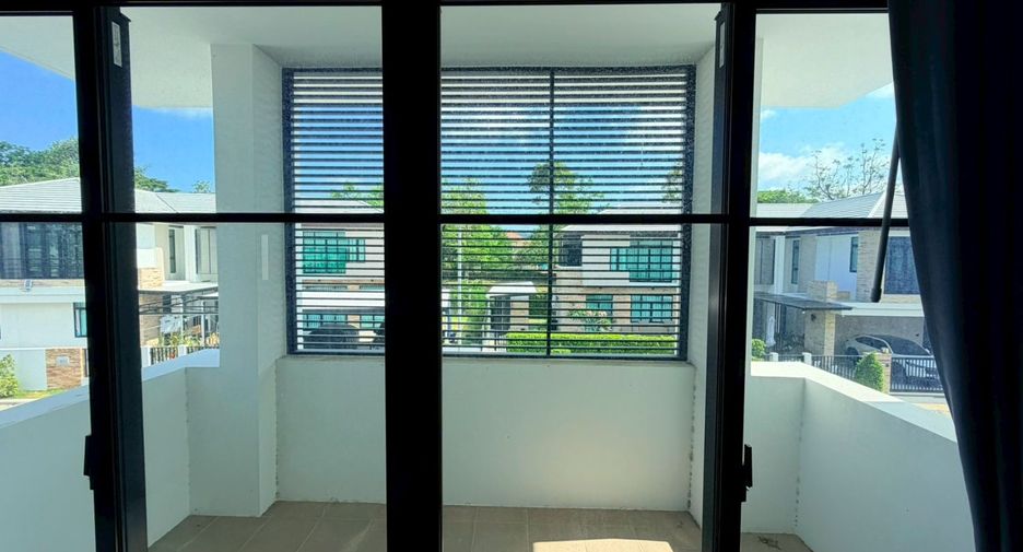Casa en venta de 4 habitaciones en Ban Chang, Rayong