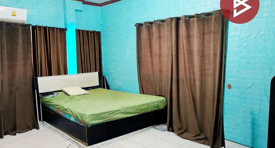 For sale 3 bedrooms townhouse in Mueang Chachoengsao, Chachoengsao