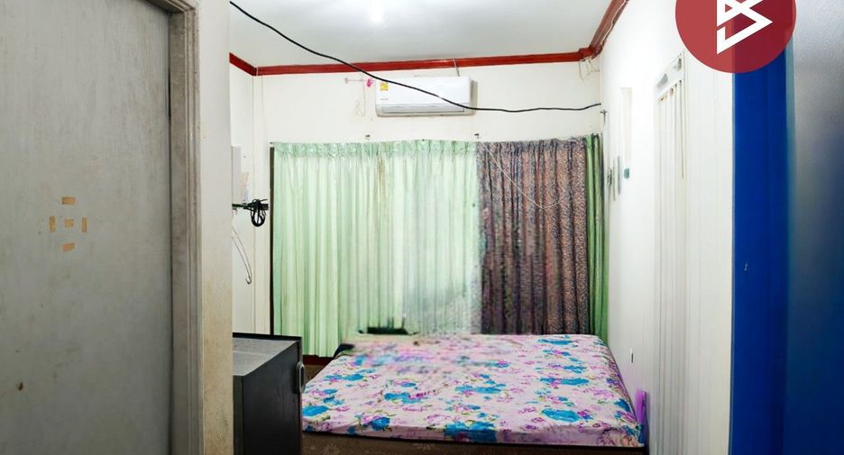 For sale 3 bedrooms townhouse in Mueang Chachoengsao, Chachoengsao