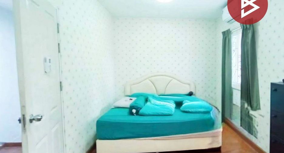 For sale 3 bedrooms townhouse in Mueang Chachoengsao, Chachoengsao