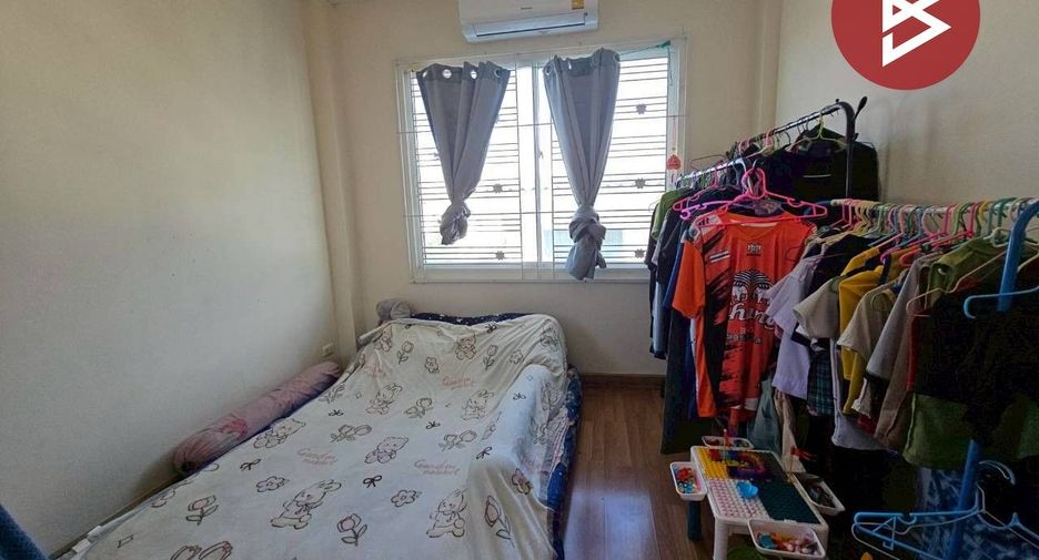For sale 3 bedrooms townhouse in Si Racha, Chonburi
