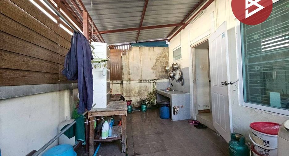 For sale 3 bedrooms townhouse in Si Racha, Chonburi