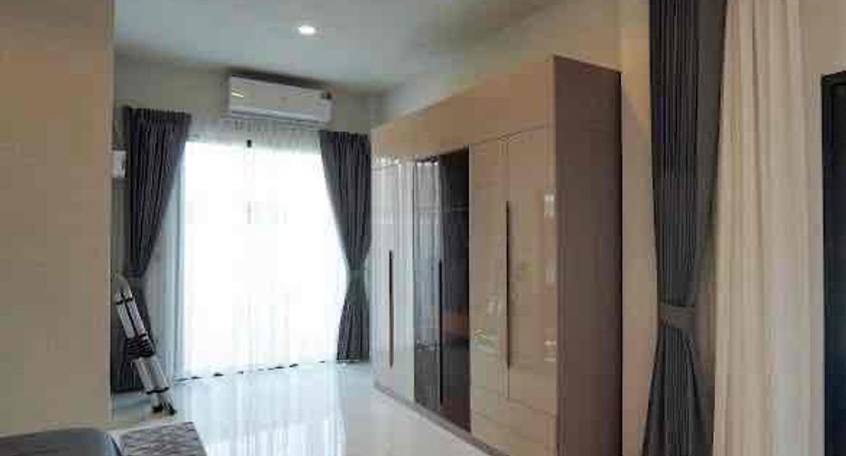 出租 4 卧室 别墅 在 Bang Lamung, Chon Buri