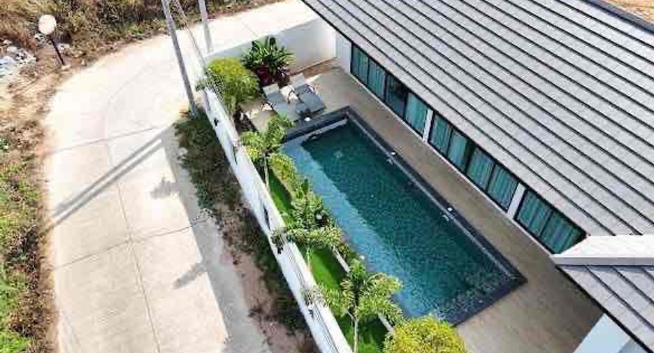 出租 4 卧室 别墅 在 Bang Lamung, Chon Buri