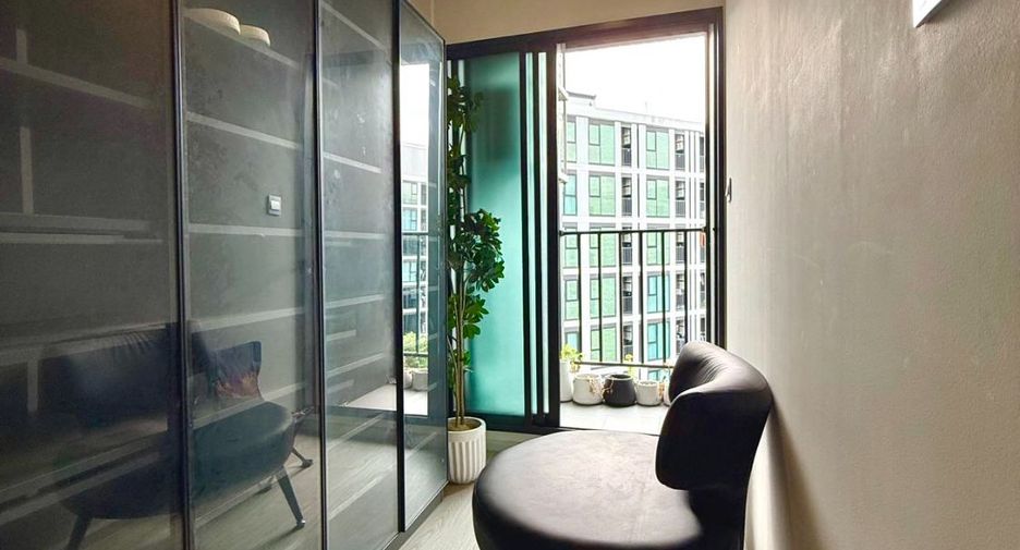 For rent 2 bedrooms condo in Suan Luang, Bangkok