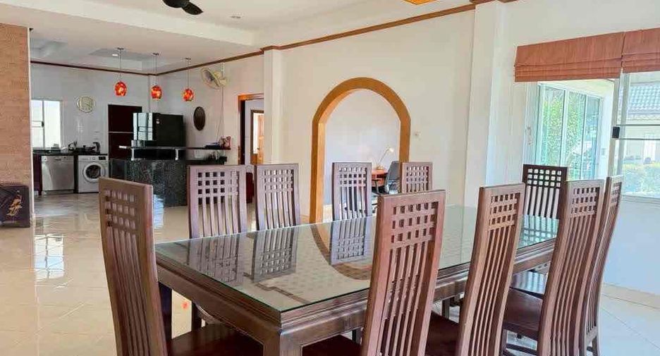 Аренда 3 спальни вилла в Банг Ламунг, Чонбури