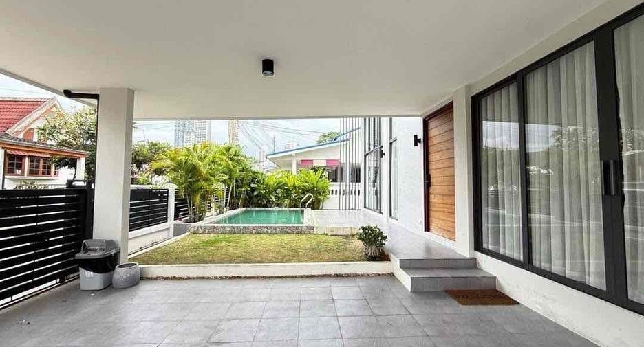 For rent 3 bedrooms villa in Central Pattaya, Pattaya