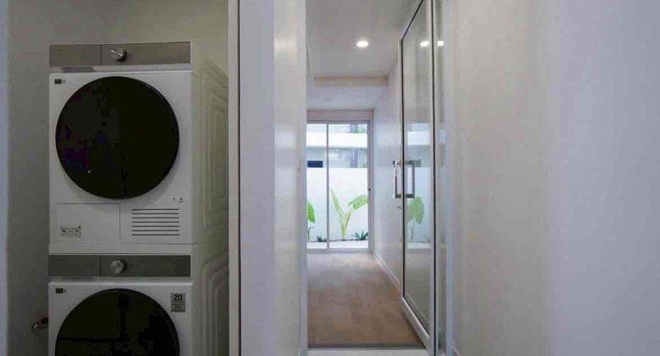 For rent and for sale 4 bedrooms villa in East Pattaya, Pattaya
