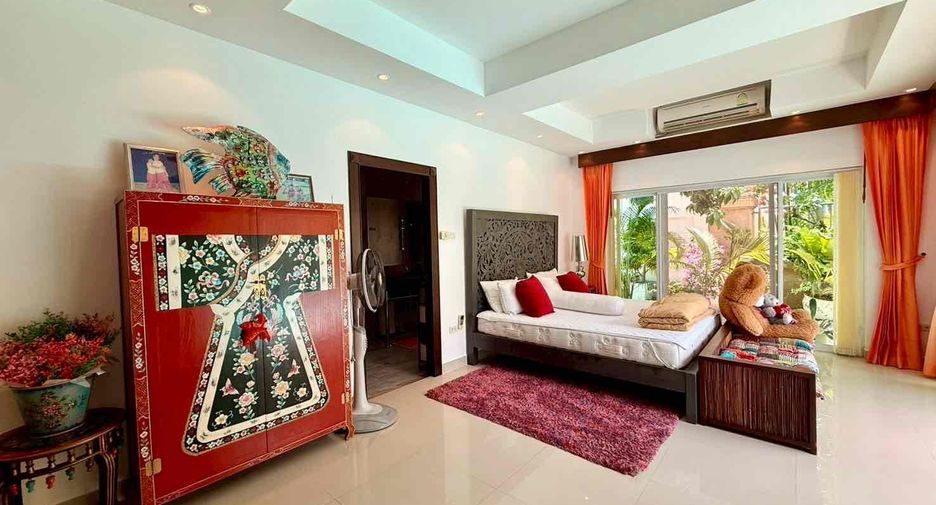 À louer 4 chambres villa à Bang Lamung, Chonburi