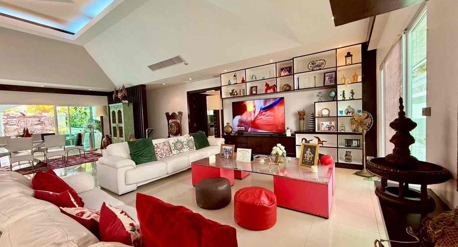 À louer 4 chambres villa à Bang Lamung, Chonburi