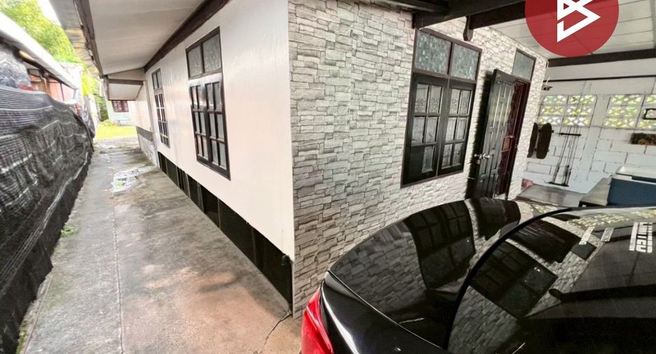 For sale 3 bedrooms house in Mueang Chachoengsao, Chachoengsao