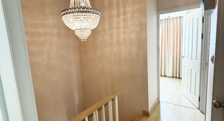 For sale 3 bedrooms house in Bang Phli, Samut Prakan