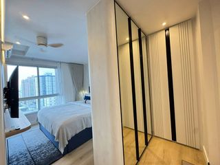 For rent 3 bedrooms condo in Yan Nawa, Bangkok