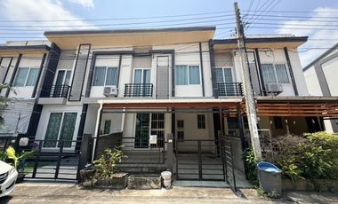 Reihenhaus zum Kauf mit 3 Zimmer in Bang Khun Thian, Bangkok