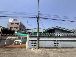 ขาย 4 ห้องนอน บ้านเดี่ยว ใน หนองแขม, กรุงเทพฯ