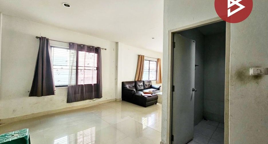 出售 3 卧室 联排别墅 在 Mueang Chon Buri, Chon Buri