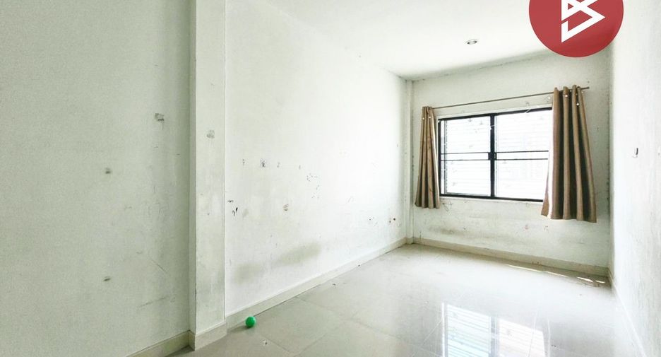 出售 3 卧室 联排别墅 在 Mueang Chon Buri, Chon Buri
