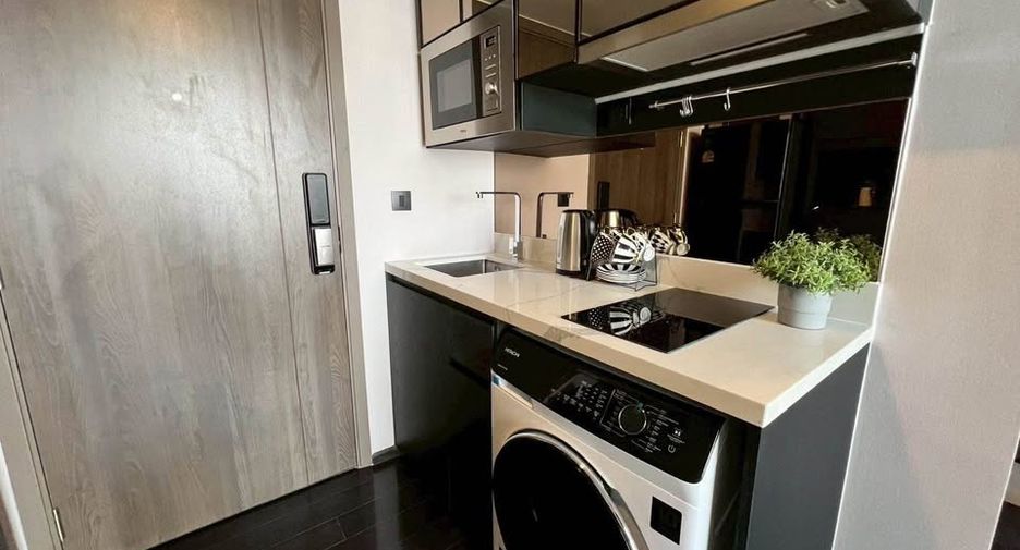 Продажа 1 кровать кондо в Щаттхана, Бангкок