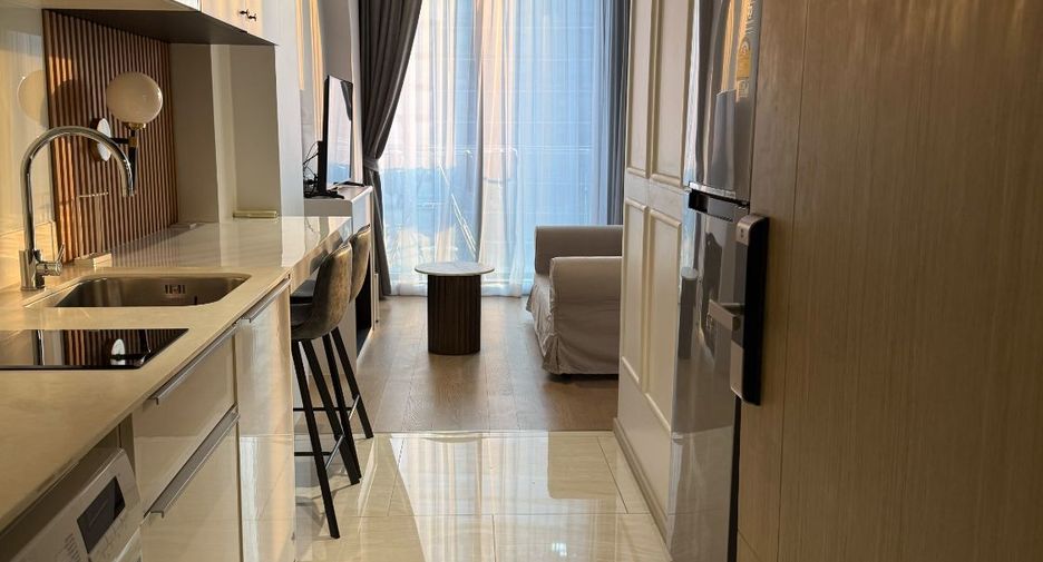 For rent 1 Beds condo in Bang Rak, Bangkok