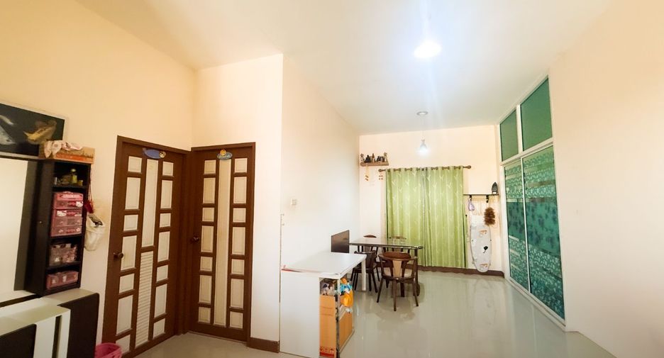 Casa en venta de 3 habitaciones en Ban Chang, Rayong