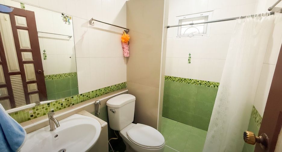 Casa en venta de 3 habitaciones en Ban Chang, Rayong