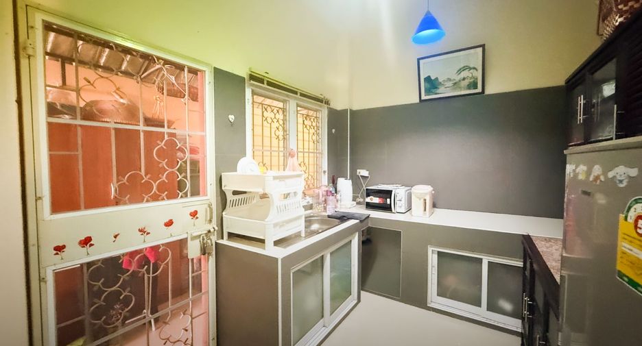 Casa en venta de 3 habitaciones en Ban Chang, Rayong
