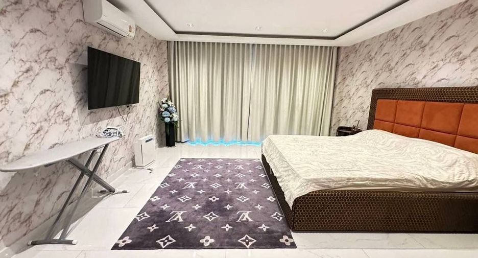 À louer 10 chambres villa à Bang Lamung, Chonburi