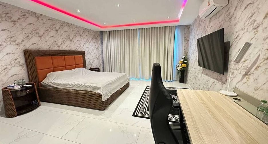 À louer 10 chambres villa à Bang Lamung, Chonburi