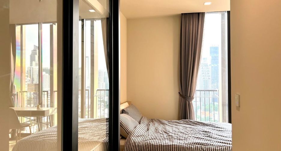 For rent and for sale 1 bed condo in Watthana, Bangkok