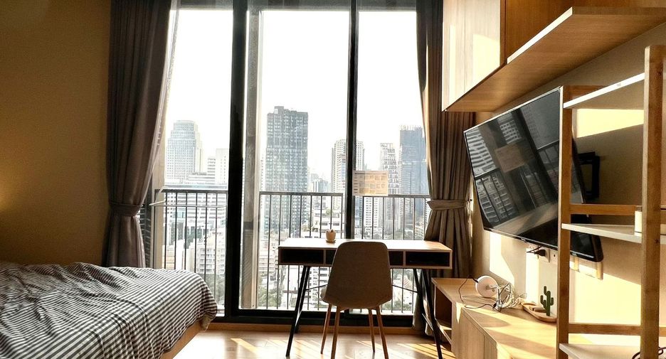 For rent and for sale 1 bed condo in Watthana, Bangkok