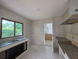 For sale 3 bedrooms house in Mueang Nonthaburi, Nonthaburi