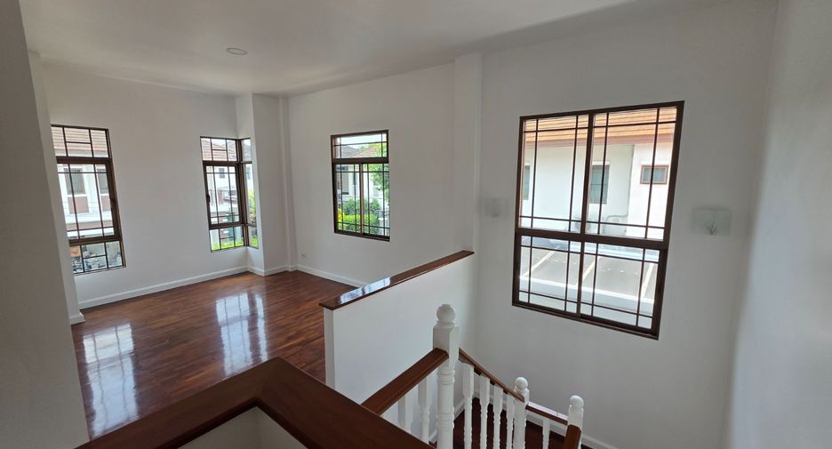 For sale 3 bedrooms house in Mueang Nonthaburi, Nonthaburi